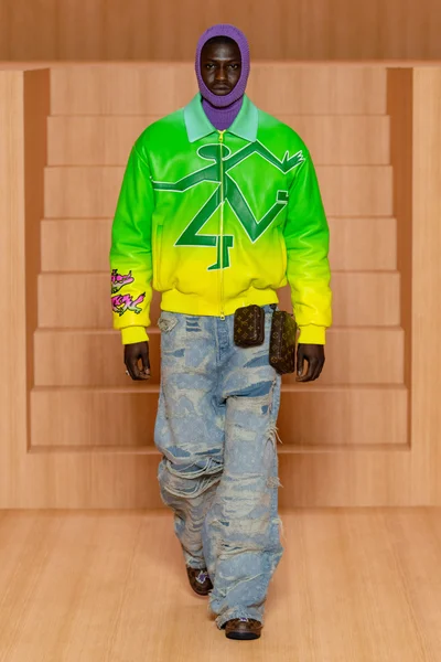Look 28